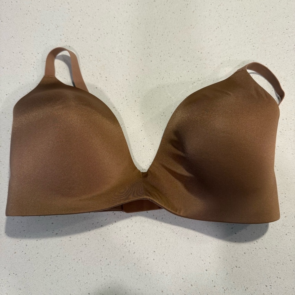 SKIMS Wireless Form T-Shirt Bra
